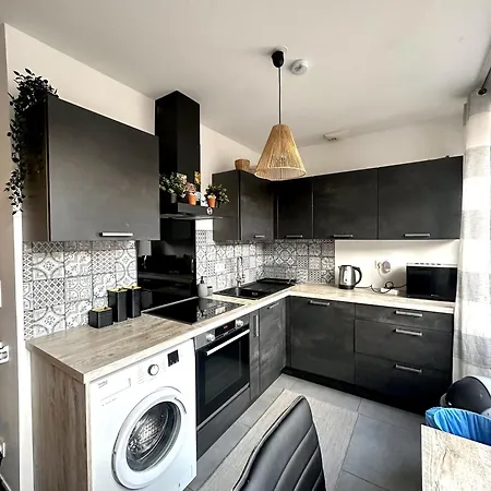 Charming And Cosy Place 2 3 Beds Apartment *